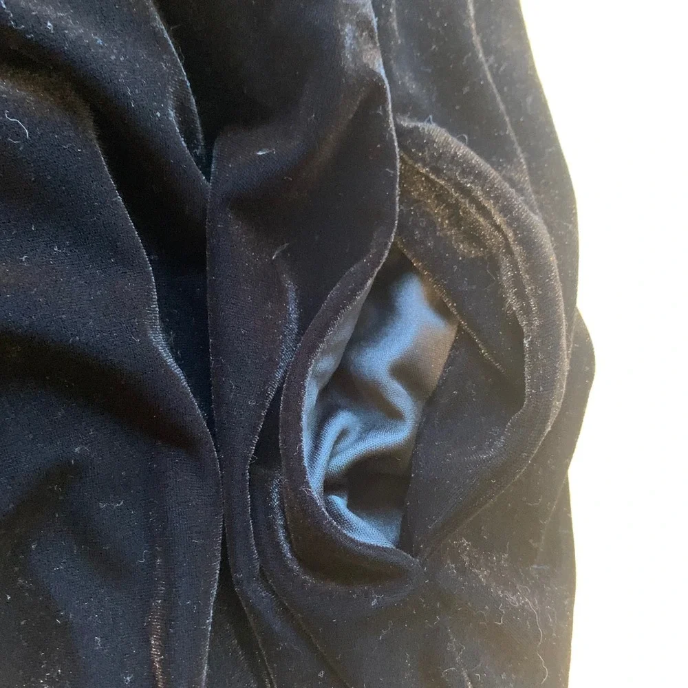 Azazie Maxi Dress 26 Black Velvet Flutter Sleeve Tie Back Formal Gown Pockets